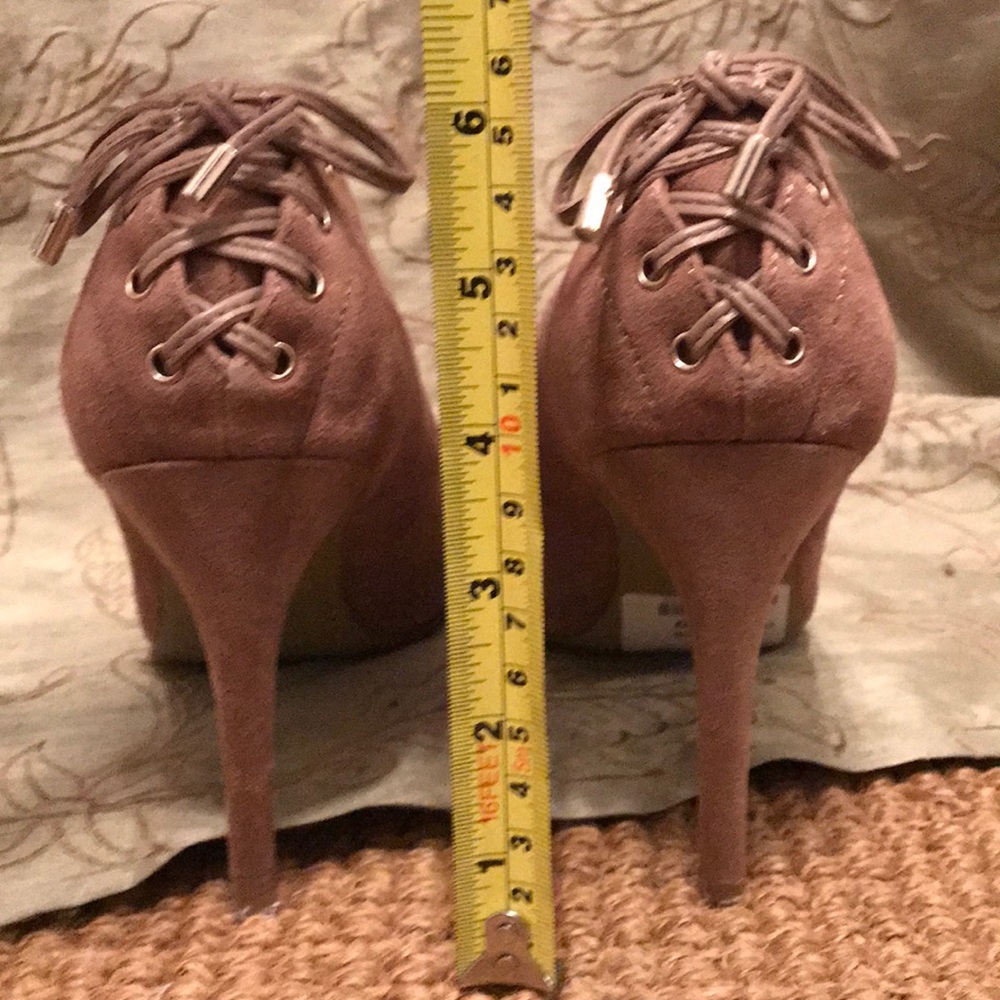 Nine West suede heels - Picture 2 of 4